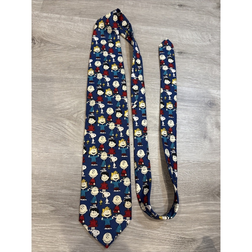PEANUTS Charlie‎ Brown and Gang Neck Tie United Feature Syndicate Preown Good